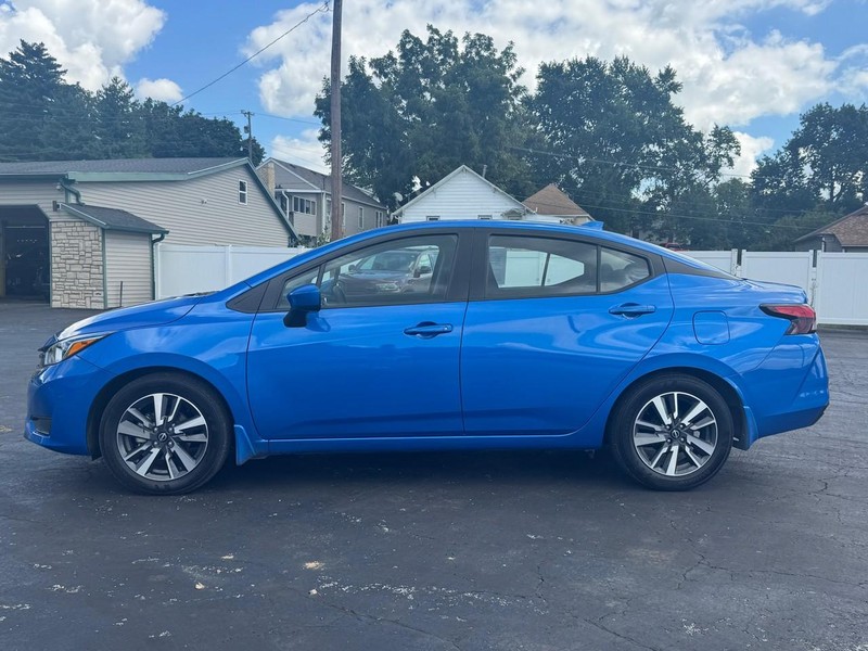 Nissan Versa Vehicle Image 03