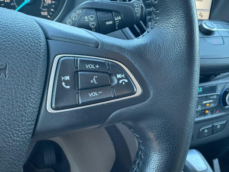 Ford Escape Vehicle Image 14