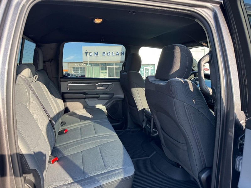 Ram 1500 Vehicle Image 10