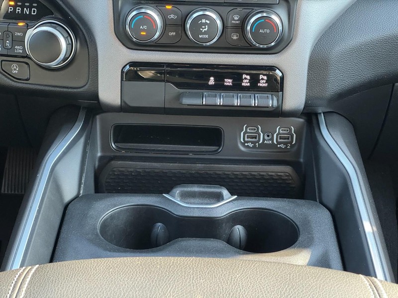 Ram 1500 Vehicle Image 14