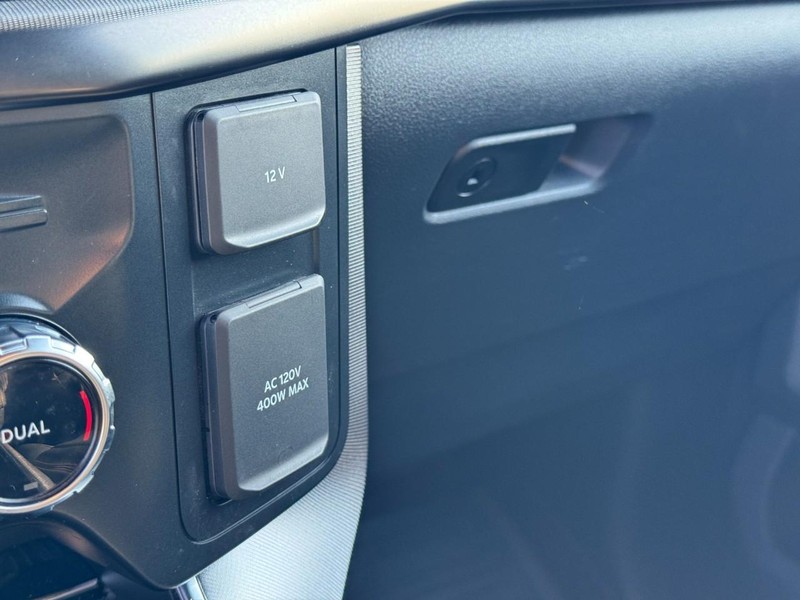Ford F-150 Vehicle Image 24