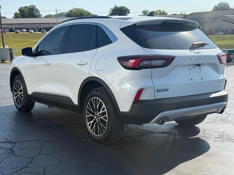 Ford Escape Vehicle Image 05