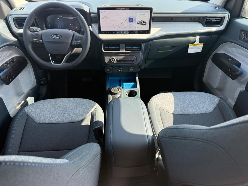 Ford Maverick Vehicle Image 06