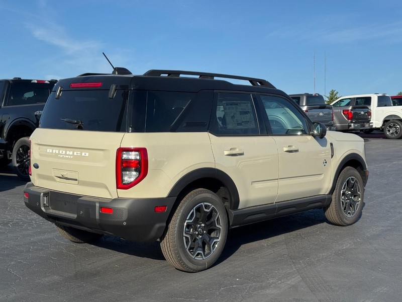 Ford Bronco Sport Vehicle Image 03