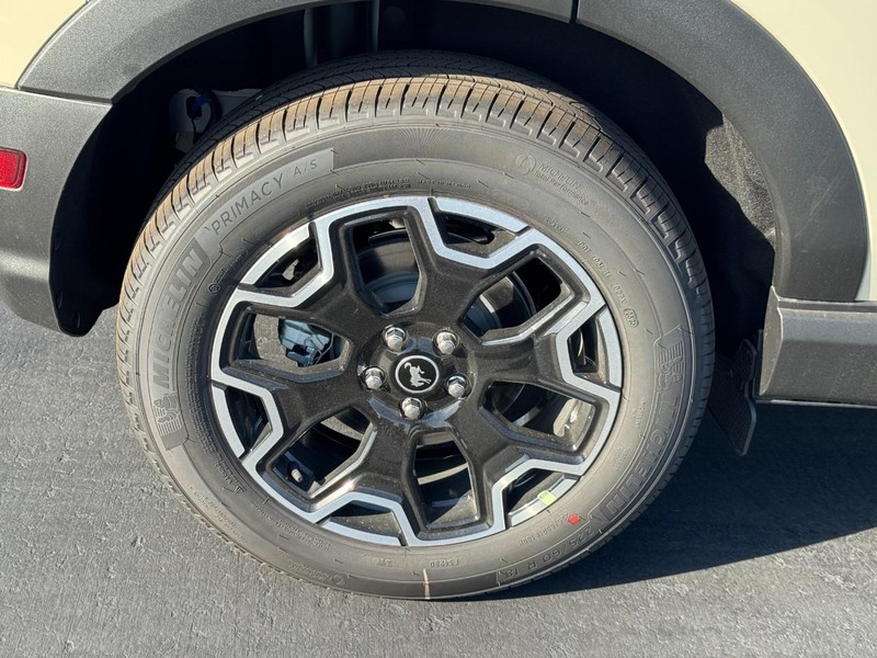 Ford Bronco Sport Vehicle Image 04