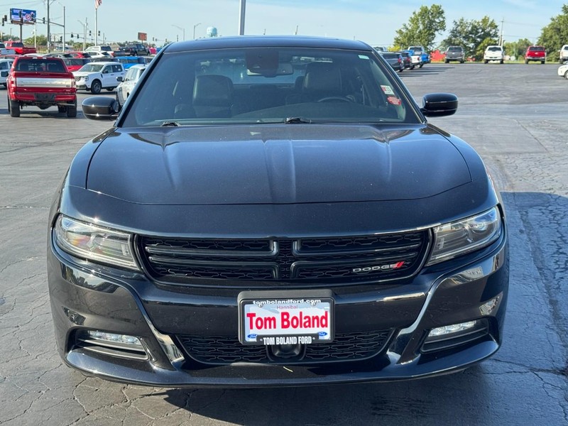 Dodge Charger Vehicle Image 09