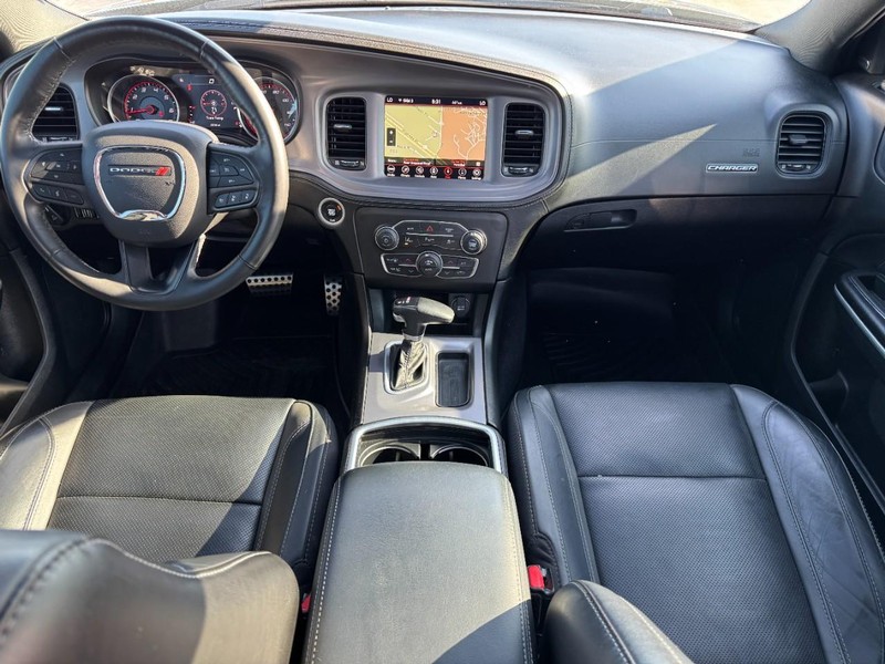 Dodge Charger Vehicle Image 11