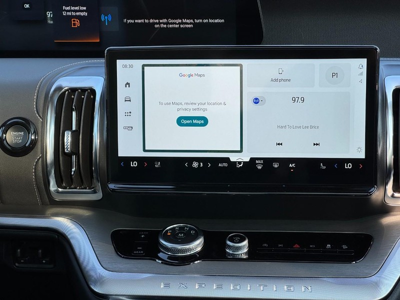 Ford Expedition Max Vehicle Image 10