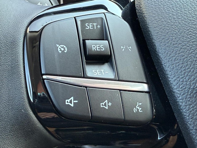 Ford Escape Vehicle Image 08