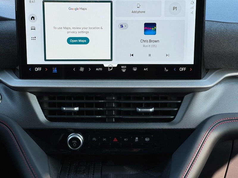 Ford Explorer Vehicle Image 10