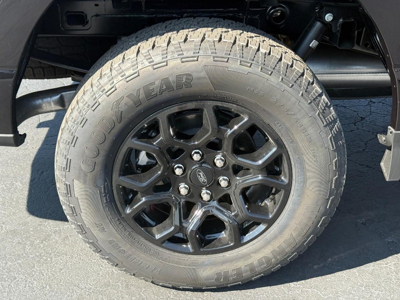 Ford F-150 Vehicle Image 04