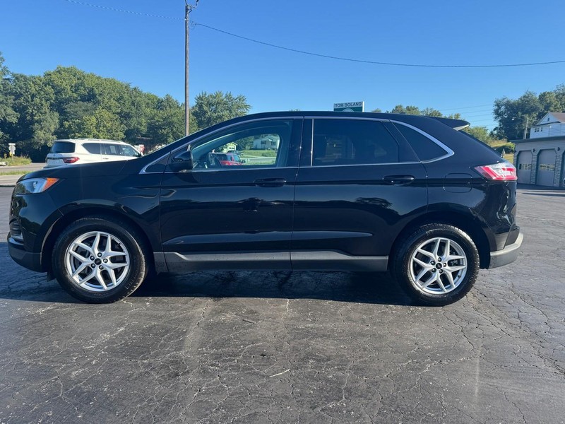 Ford Edge Vehicle Image 03