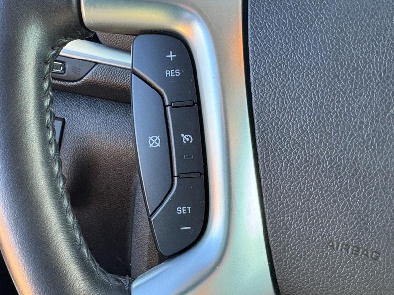 Chevrolet Traverse Vehicle Image 19