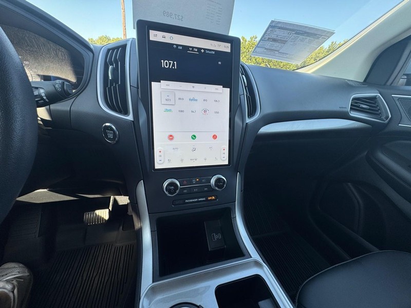 Ford Edge Vehicle Image 20