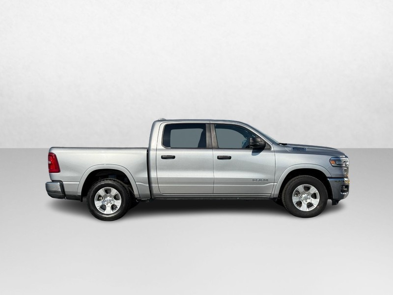 Ram 1500 Vehicle Image 02
