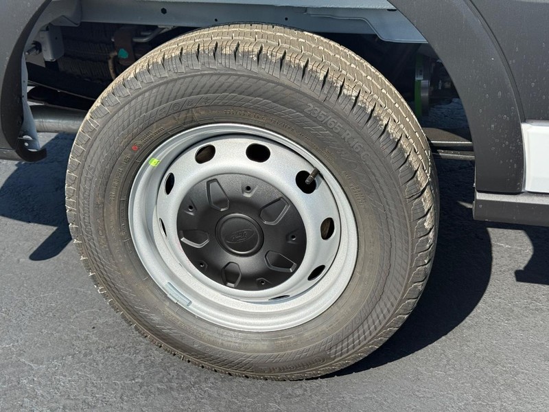 Ford Transit Cargo Van Vehicle Image 04