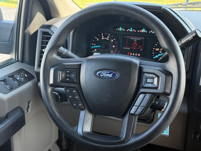 Ford F-150 Vehicle Image 13