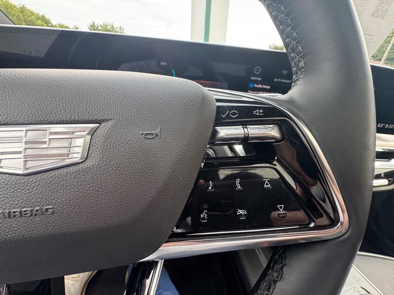 Cadillac LYRIQ Vehicle Image 20