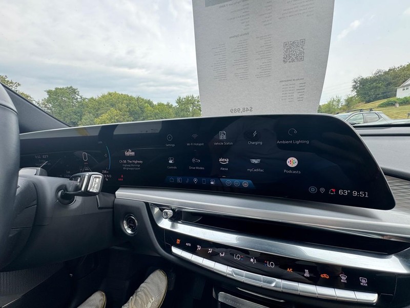 Cadillac LYRIQ Vehicle Image 23