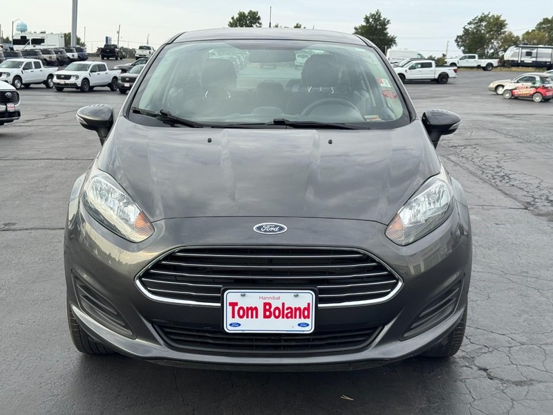Ford Fiesta Vehicle Image 08