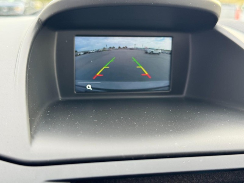 Ford Fiesta Vehicle Image 19