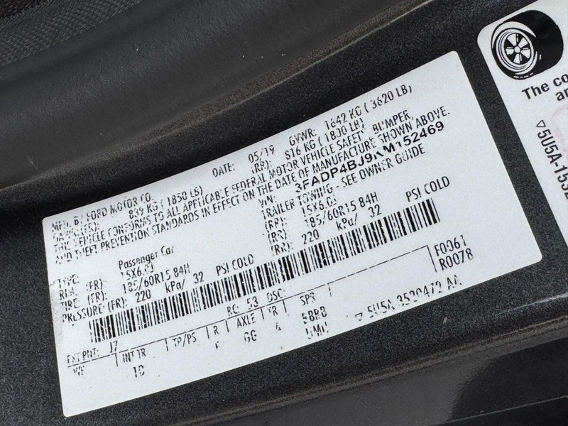 Ford Fiesta Vehicle Image 23