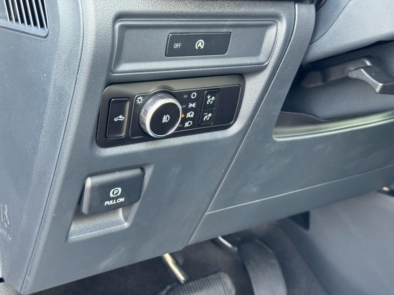 Ford F-150 Vehicle Image 11