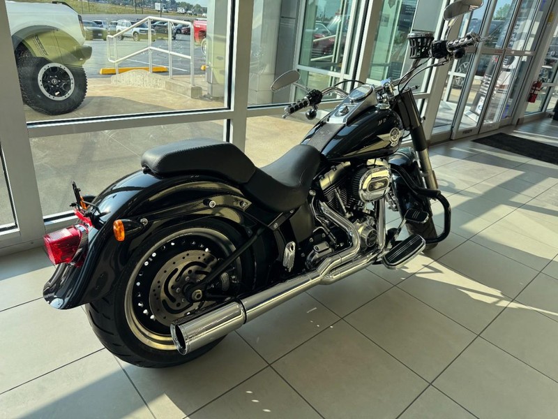 Harley-Davidson harley Vehicle Image 02