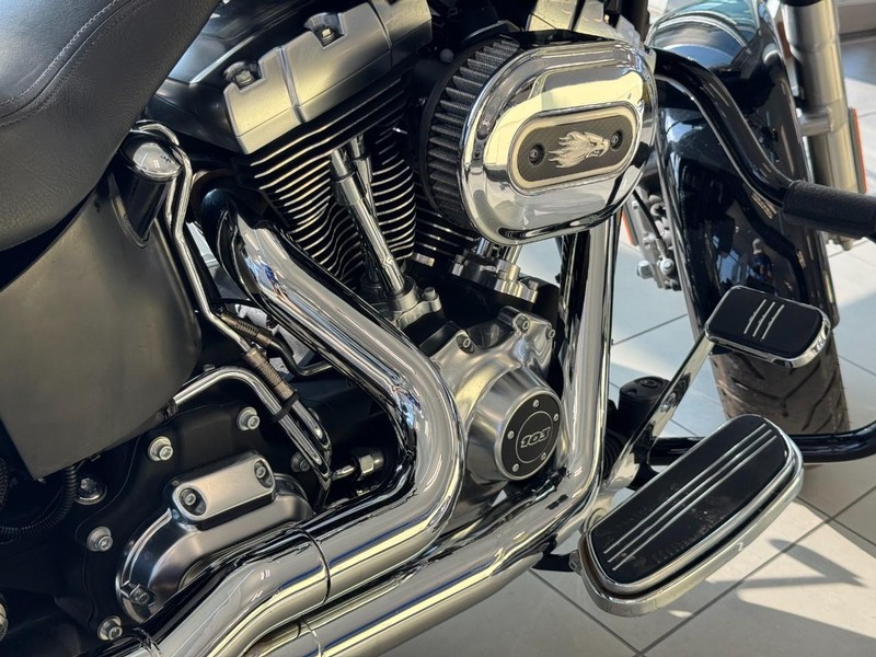 Harley-Davidson harley Vehicle Image 05