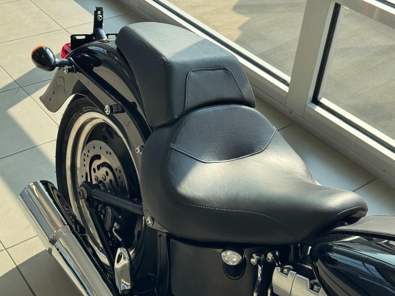 Harley-Davidson harley Vehicle Image 07