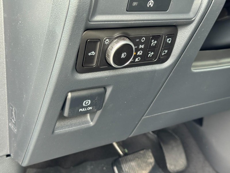 Ford F-150 Vehicle Image 14