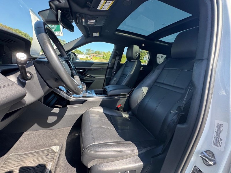 Land Rover Range Rover Evoque Vehicle Image 15