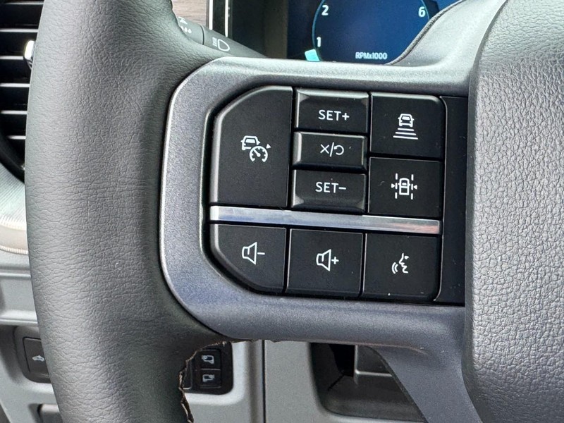 Ford F-150 Vehicle Image 13