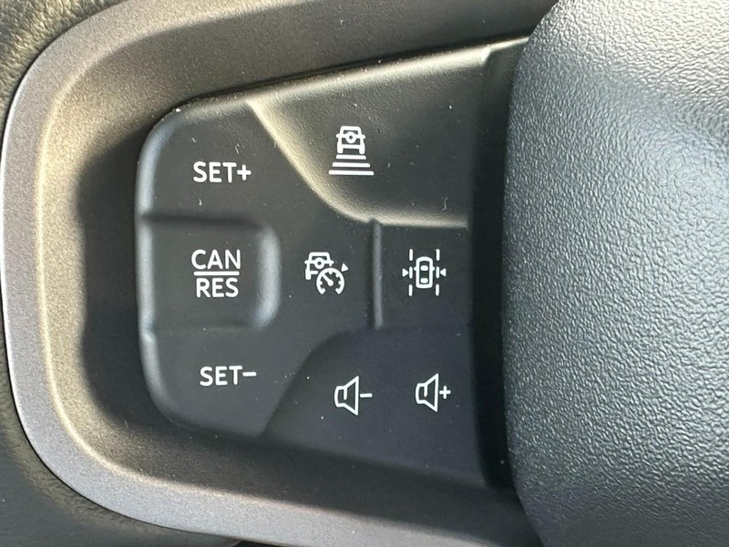 Ford Bronco Vehicle Image 11