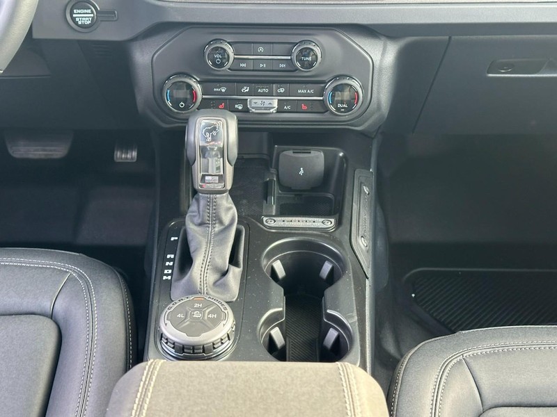 Ford Bronco Vehicle Image 08