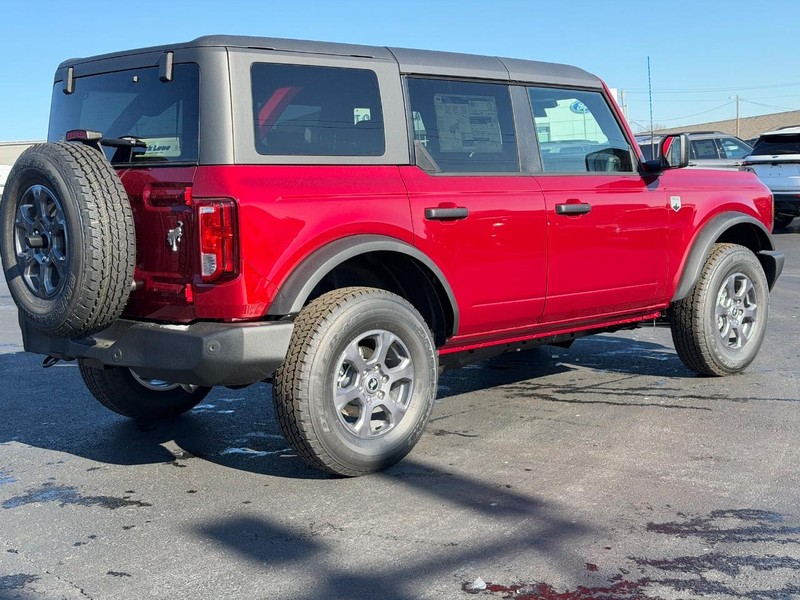 Ford Bronco Vehicle Image 03