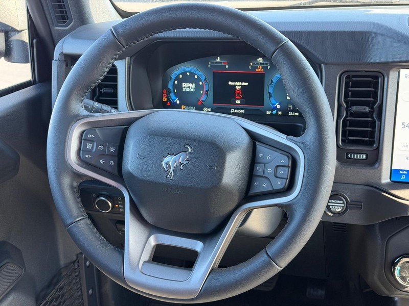 Ford Bronco Vehicle Image 07