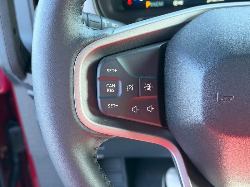 Ford Bronco Vehicle Image 11