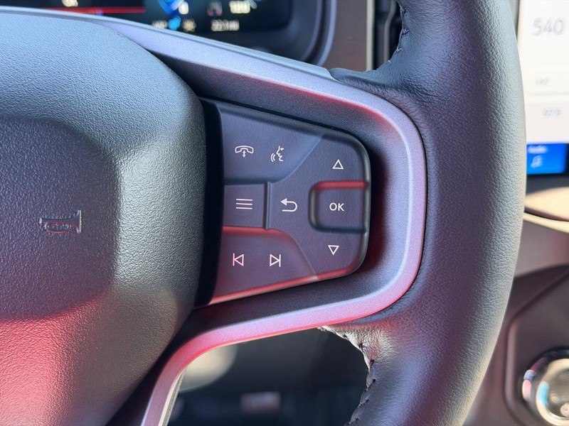 Ford Bronco Vehicle Image 12