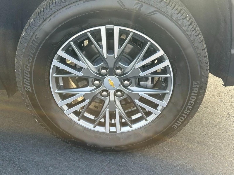 Chevrolet Traverse Vehicle Image 06