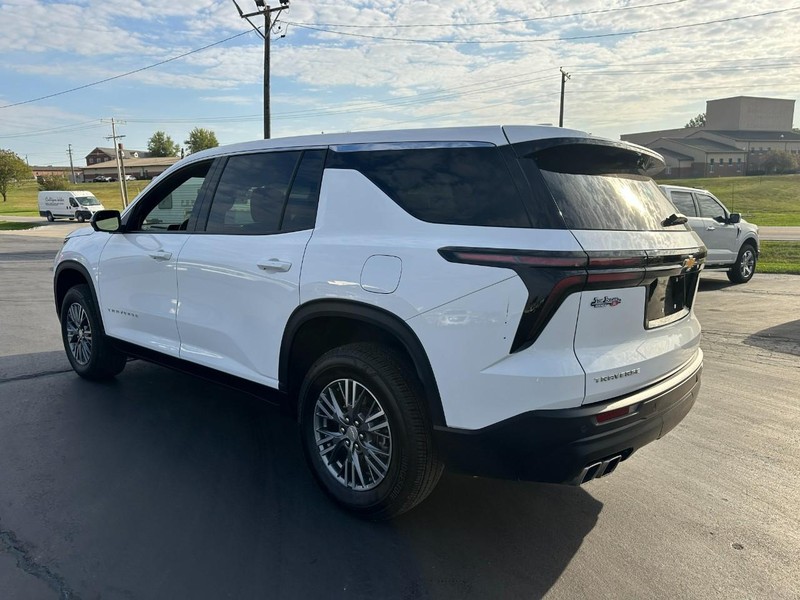 Chevrolet Traverse Vehicle Image 07