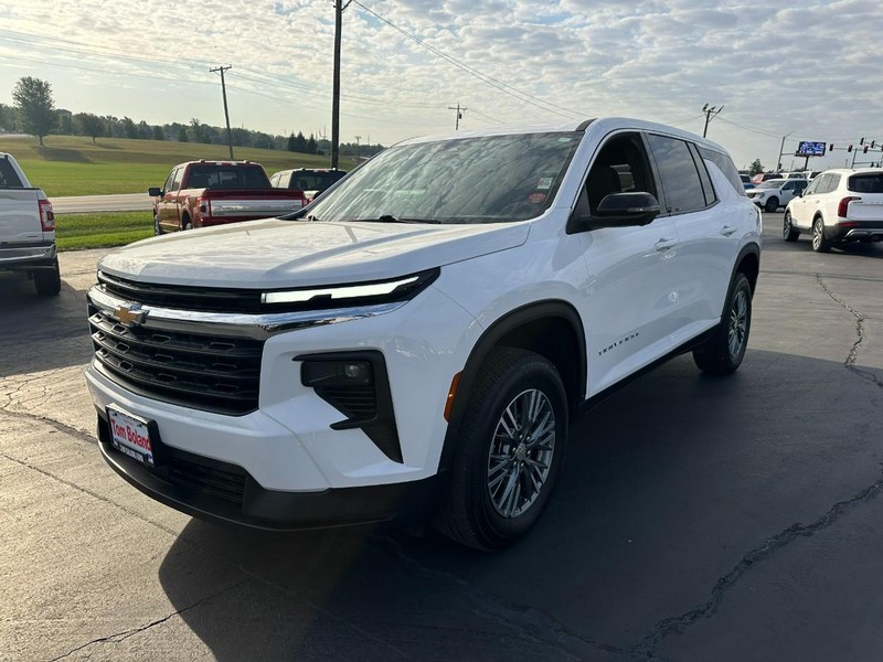 Chevrolet Traverse Vehicle Image 08