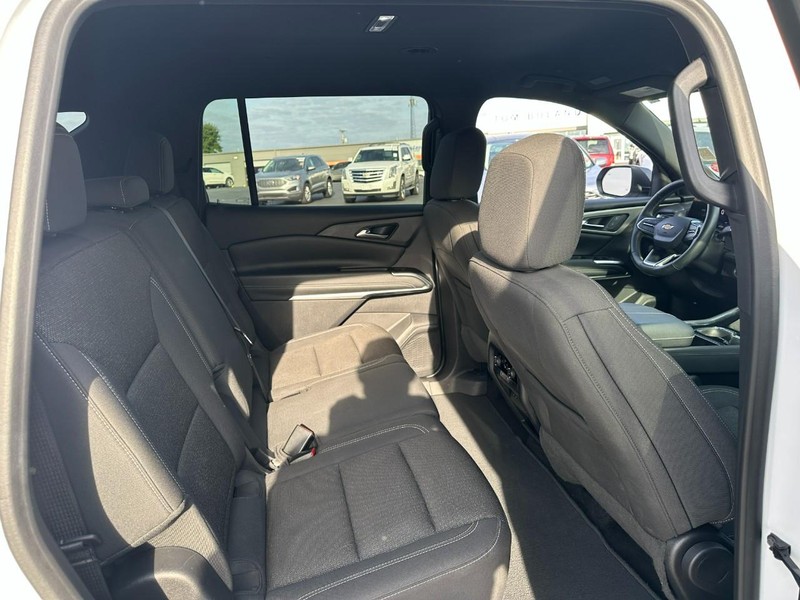 Chevrolet Traverse Vehicle Image 10