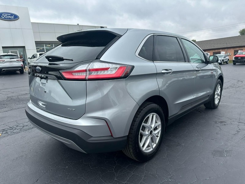 Ford Edge Vehicle Image 03