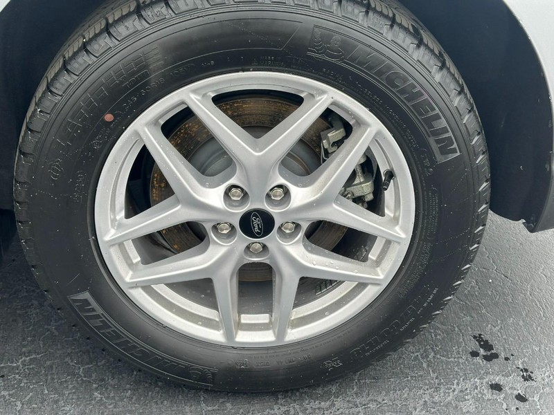 Ford Edge Vehicle Image 07