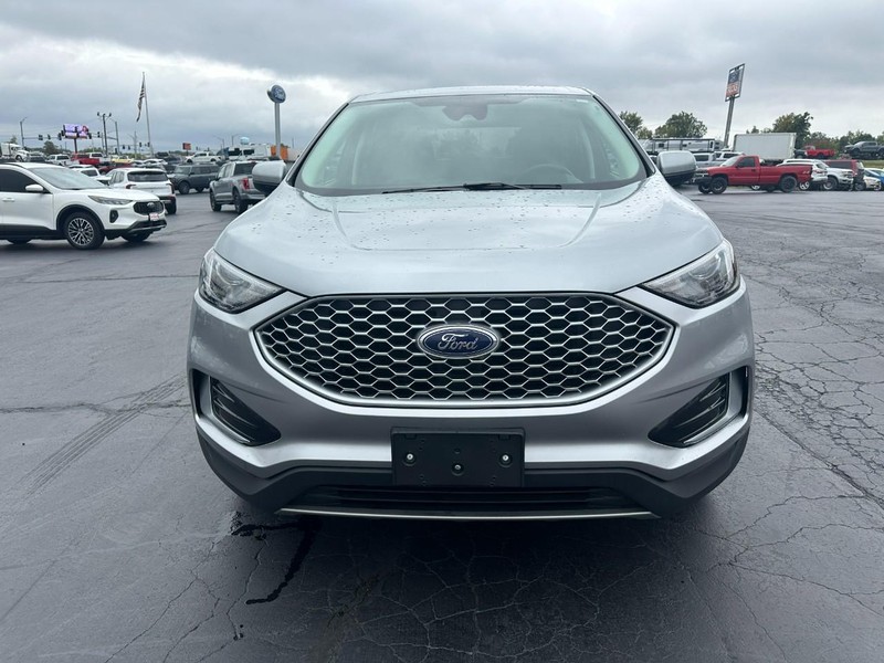 Ford Edge Vehicle Image 09