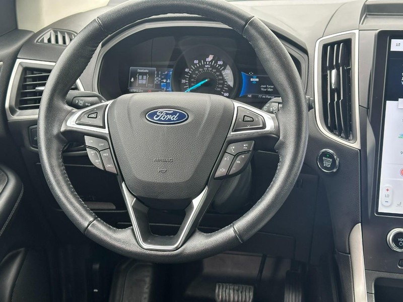 Ford Edge Vehicle Image 12