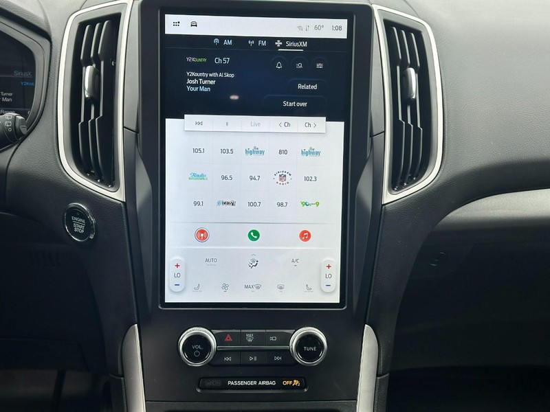 Ford Edge Vehicle Image 13