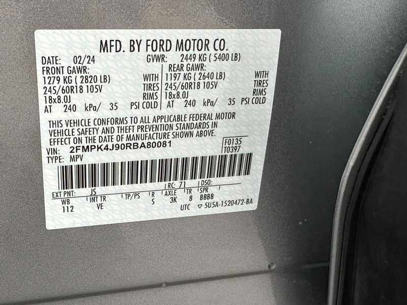 Ford Edge Vehicle Image 22