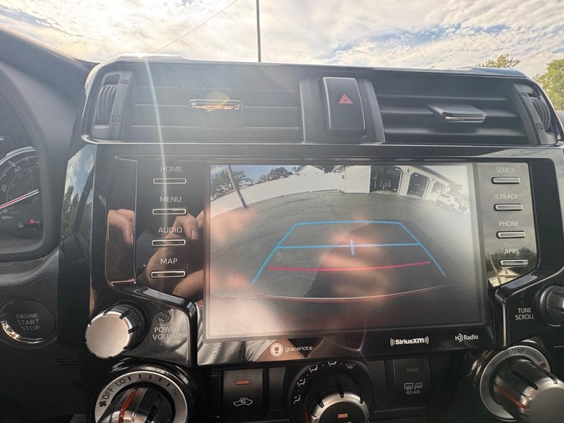 Toyota 4Runner Vehicle Image 25